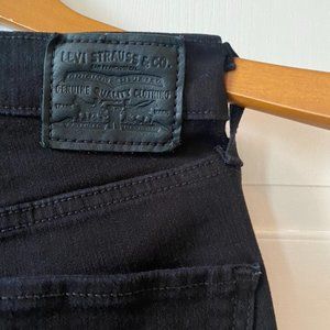 Levi's High-waisted Black Frayed Bootleg Jeans